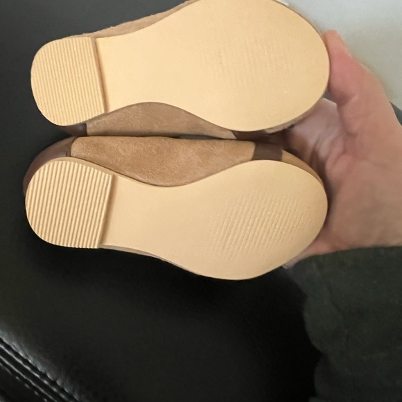 Janie and Jack Tan and Brown Infant Shoes - Picture 2 of 4